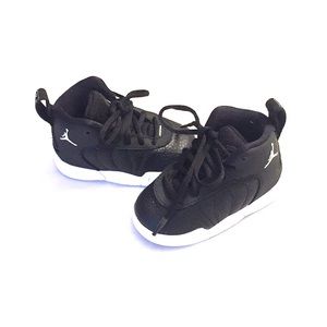 New in box Jordan jumpman sneakers